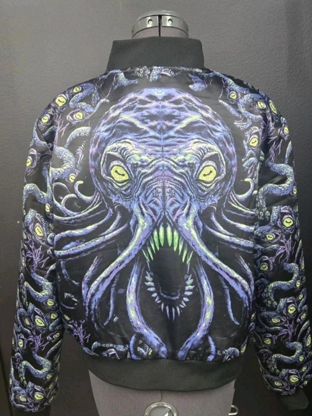 Space Cthulhu Cropped Shiny Bomber Jacket Size L Blackmilk